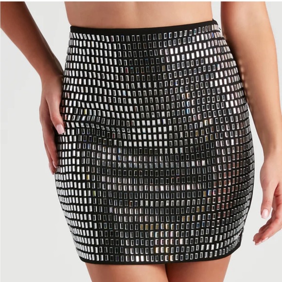 NWT size S Windsor black disco vibes rhinestone set - Picture 2 of 9